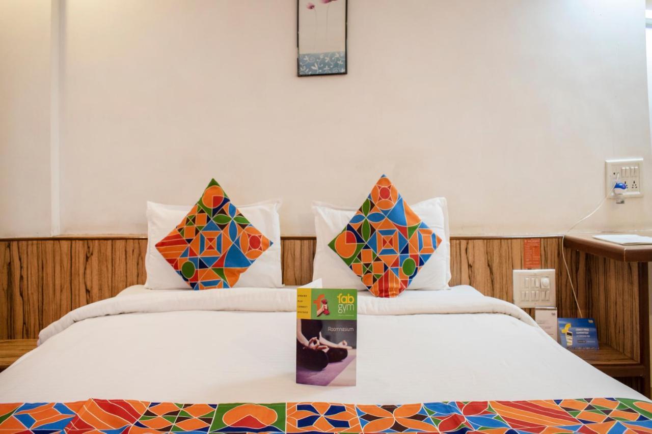 Hotel Oyo 24197 Saptaruchi Pimpri-Chinchwad Exteriér fotografie