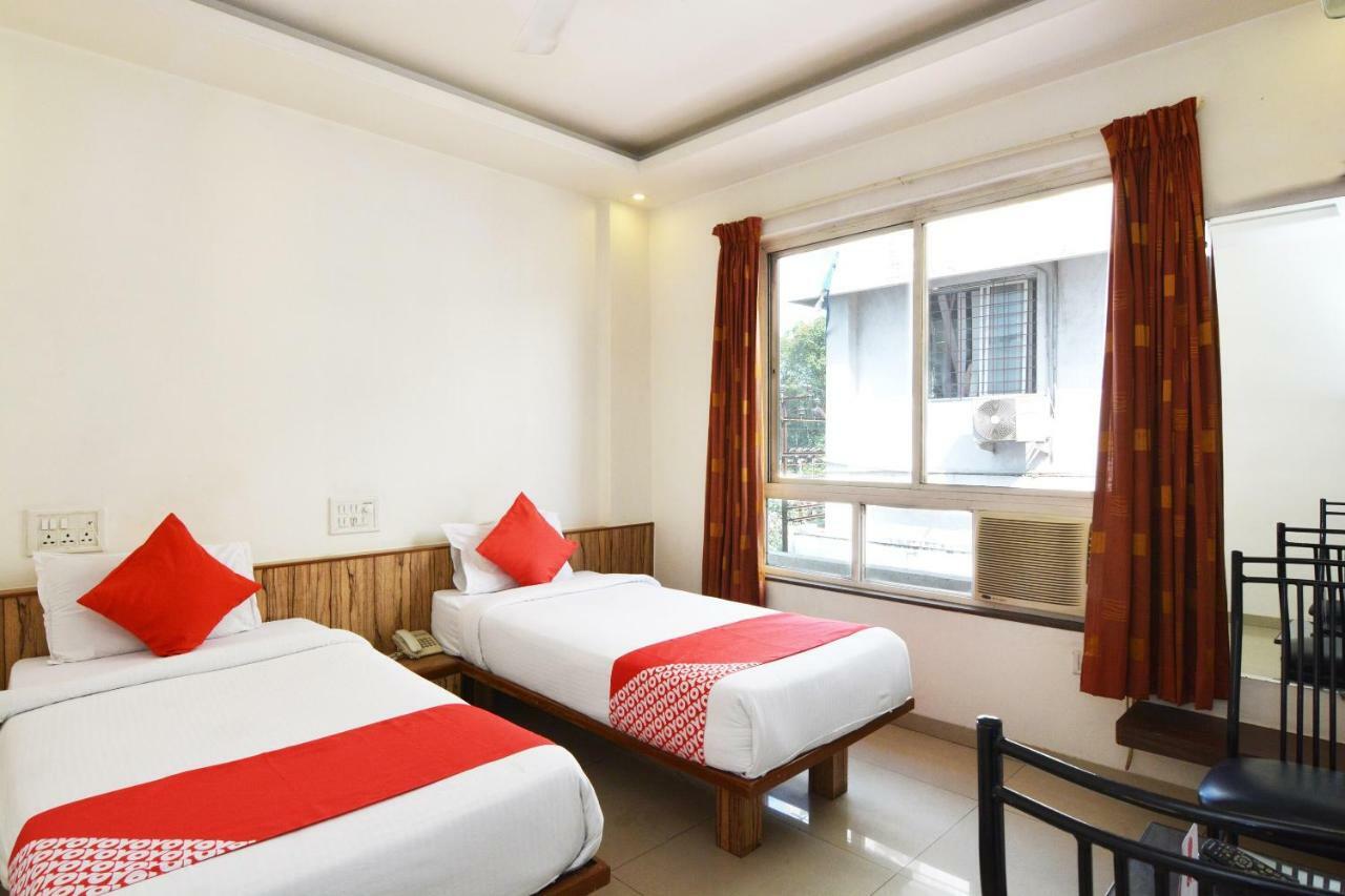 Hotel Oyo 24197 Saptaruchi Pimpri-Chinchwad Exteriér fotografie