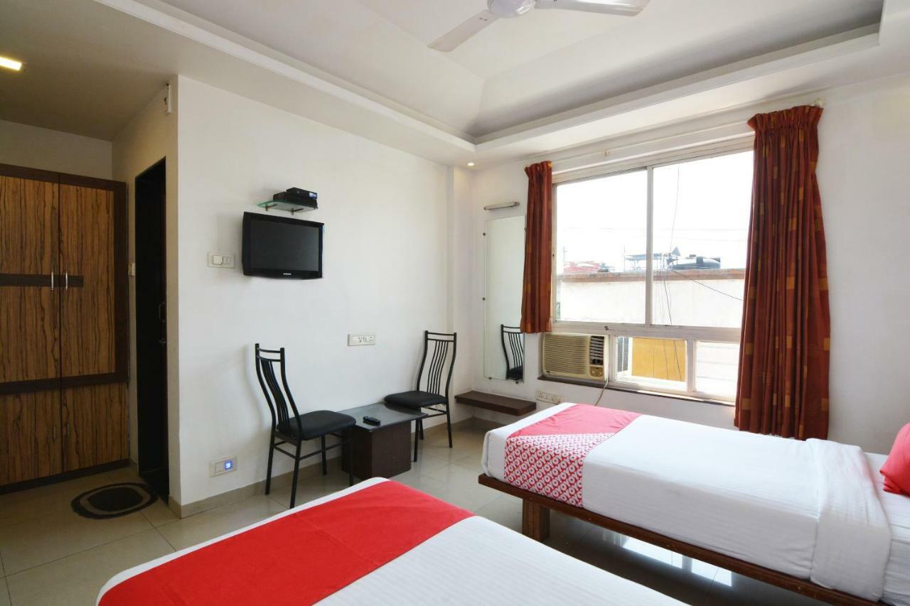 Hotel Oyo 24197 Saptaruchi Pimpri-Chinchwad Exteriér fotografie